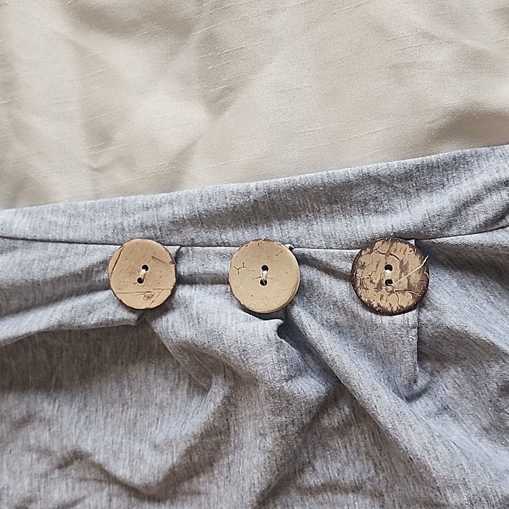 Grey button top - Picture 2 of 4